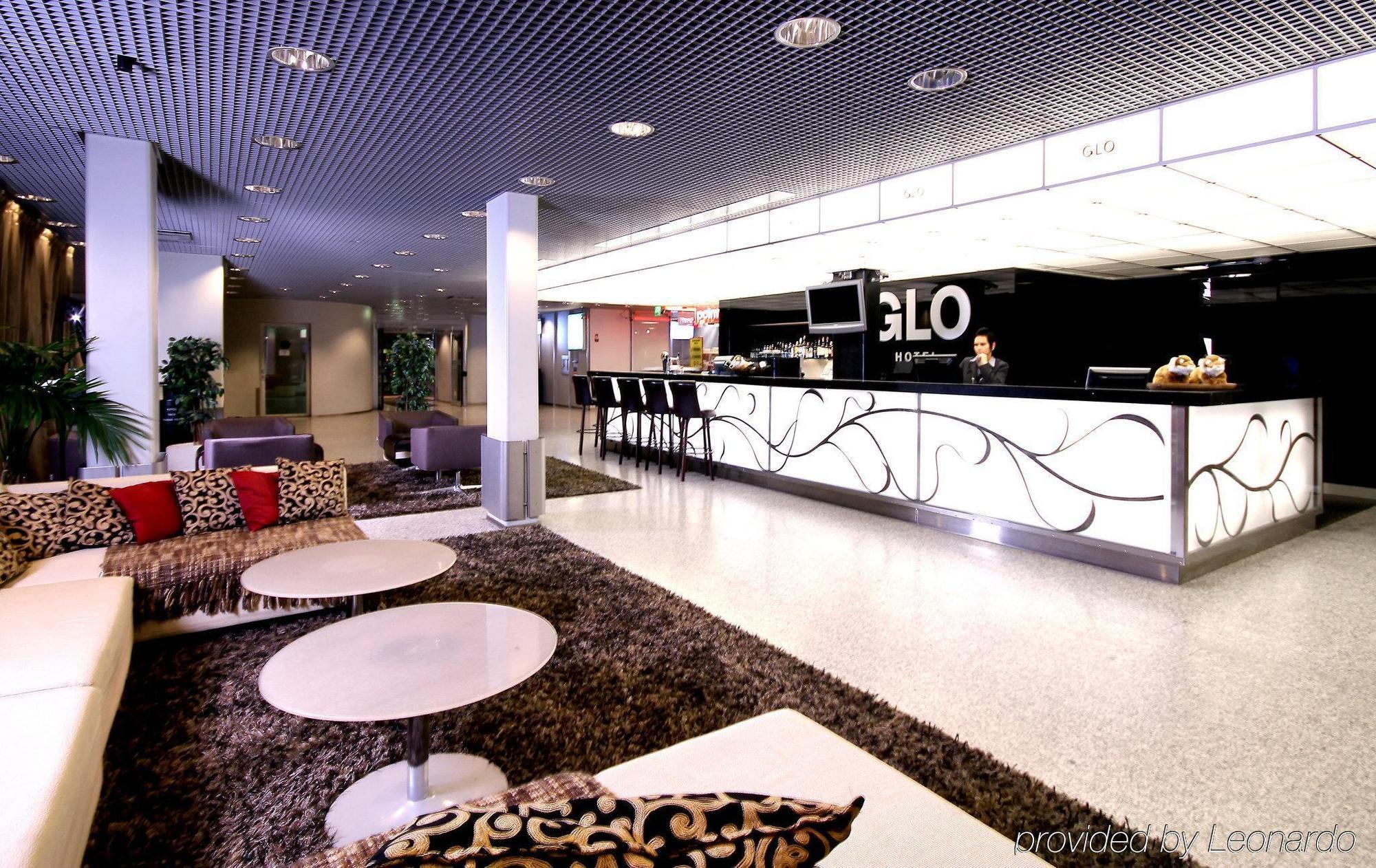 Hotel Glo Airport
